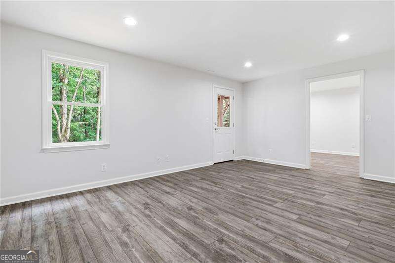 112 Adelaide Crossing Property Photo 41