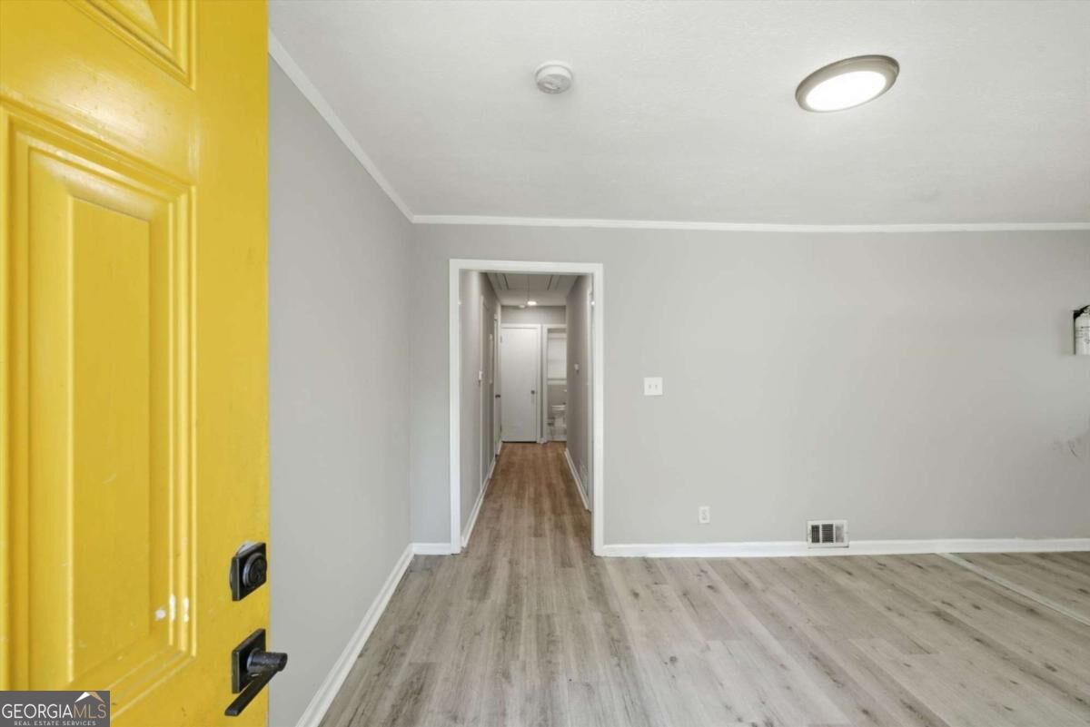 200 Meador Way Se Property Photo 2