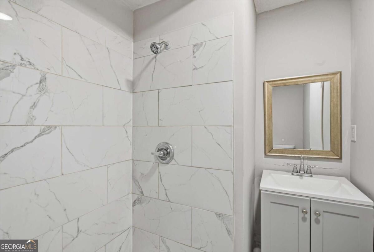 200 Meador Way Se Property Photo 14