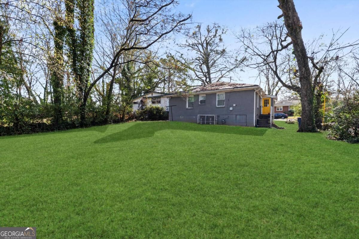 200 Meador Way Se Property Photo 15