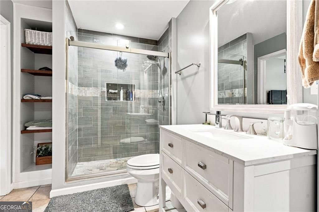 860 Valley Drive Property Photo 32