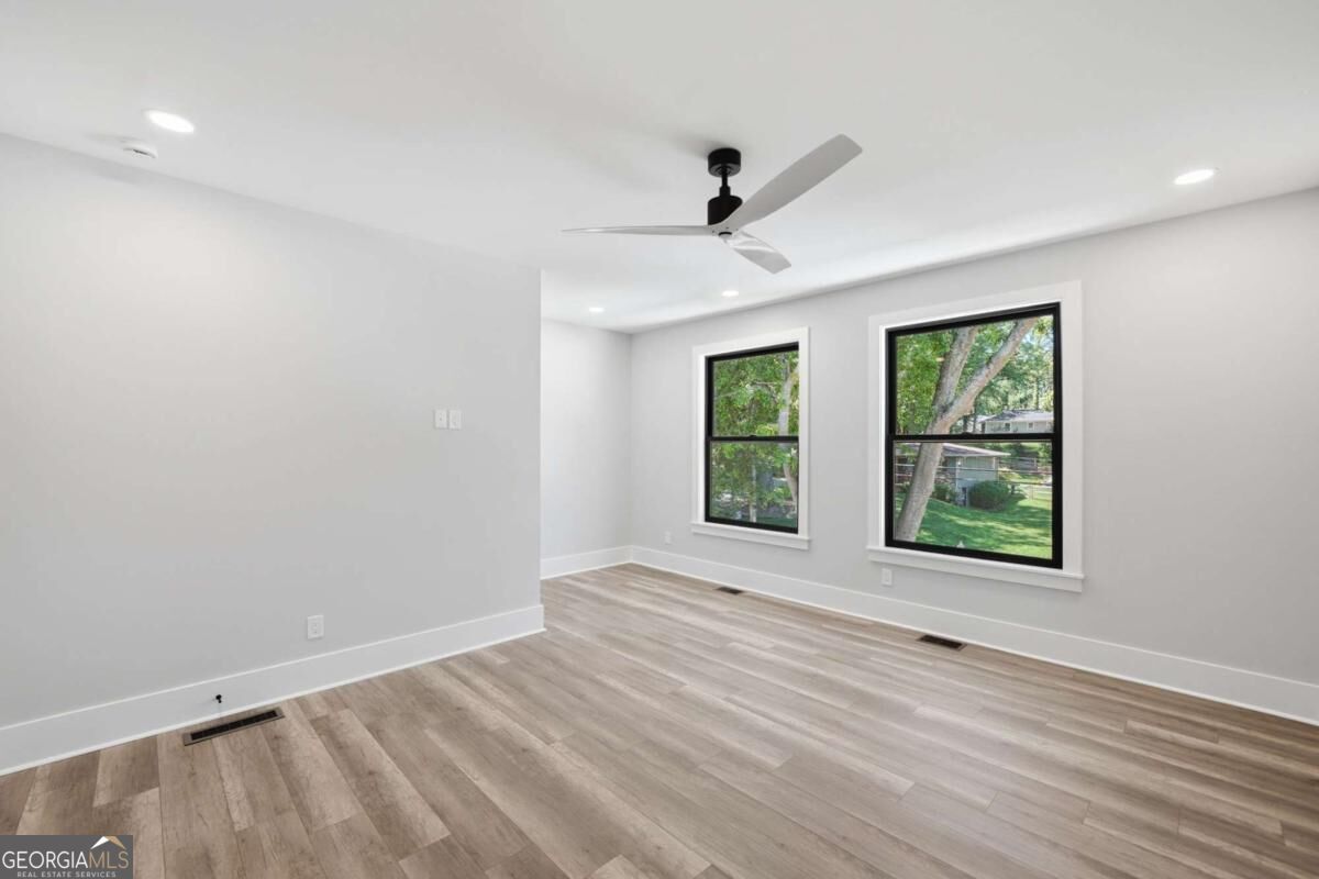 415 Westside Drive Property Photo 44
