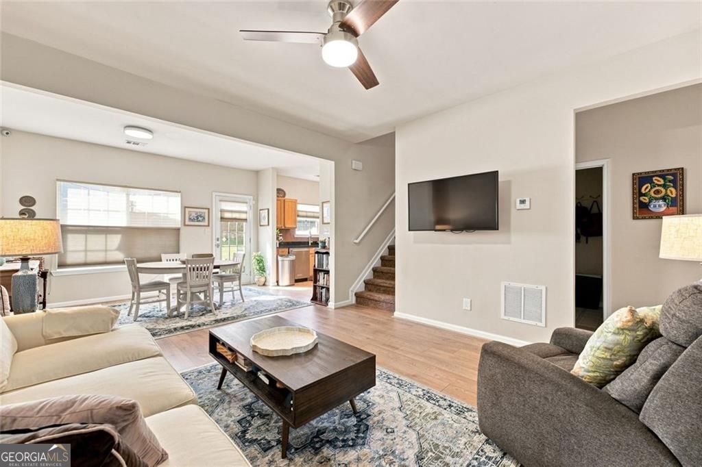4706 Autumn Rose Trail Property Photo 4