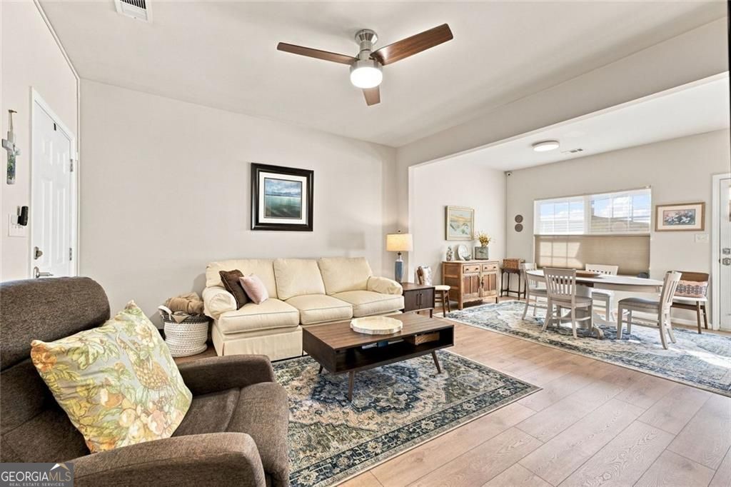 4706 Autumn Rose Trail Property Photo 6