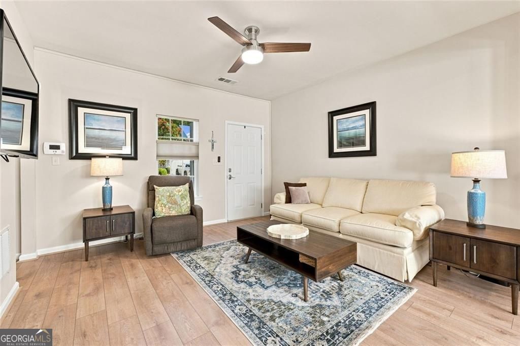 4706 Autumn Rose Trail Property Photo 7
