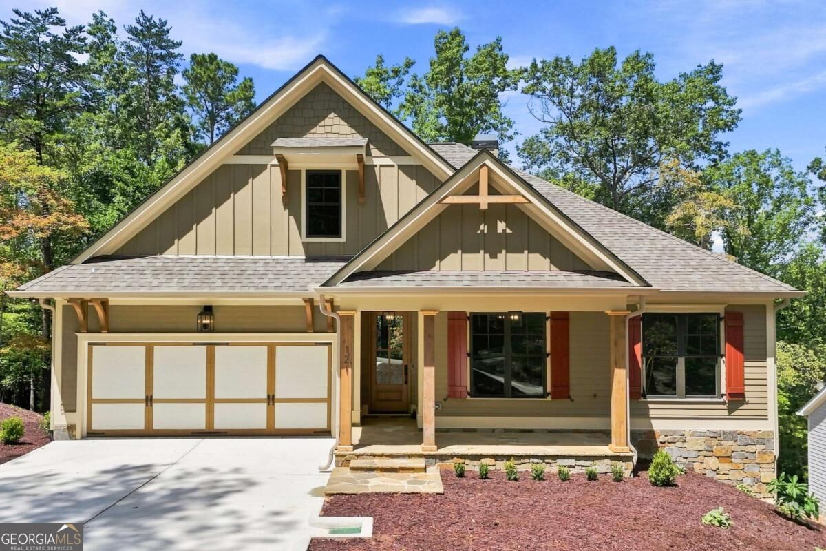 121 Bear Drive Property Photo 1