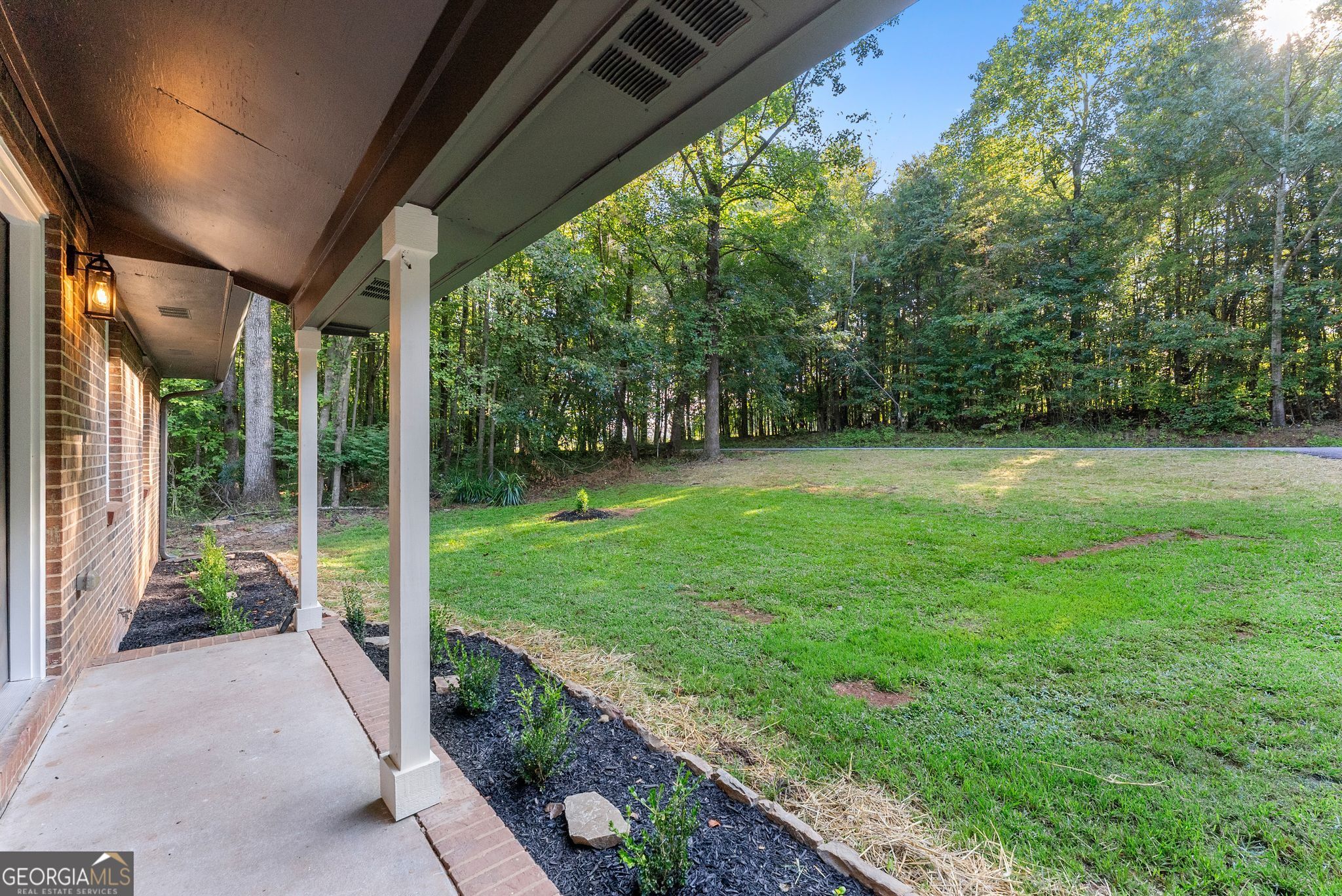 937 Sam Craven Road Property Photo 2