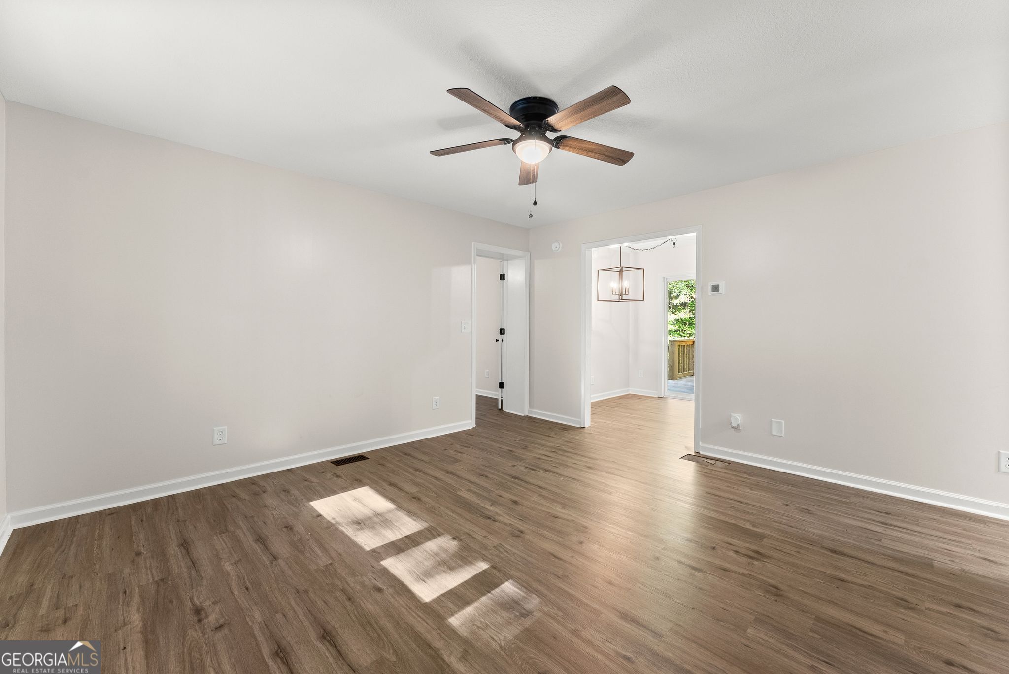 937 Sam Craven Road Property Photo 4