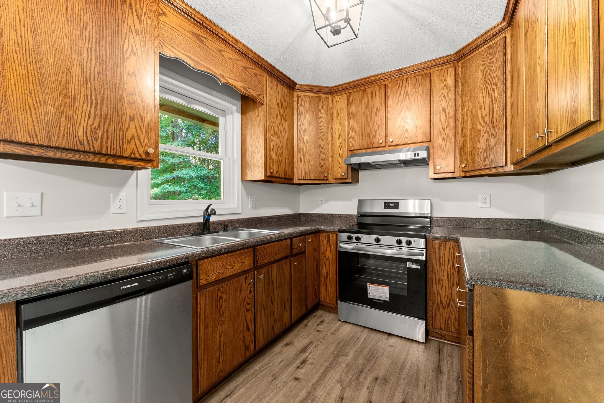 937 Sam Craven Road Property Photo 15