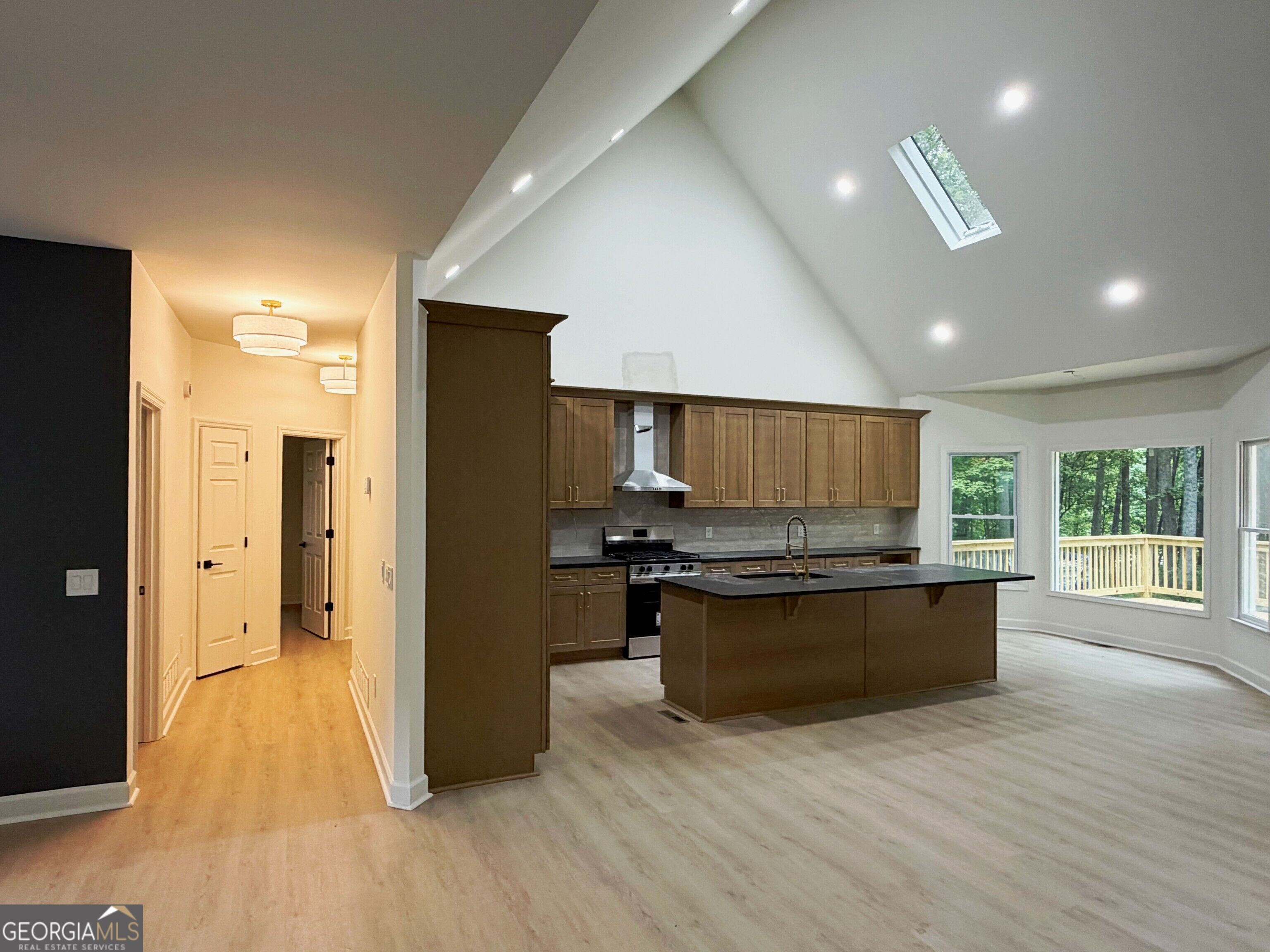 3140 Carlton Road Property Photo 4