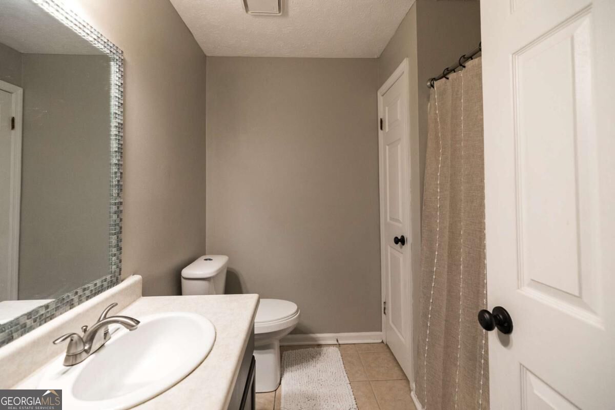100 Downing Way # G Property Photo 11