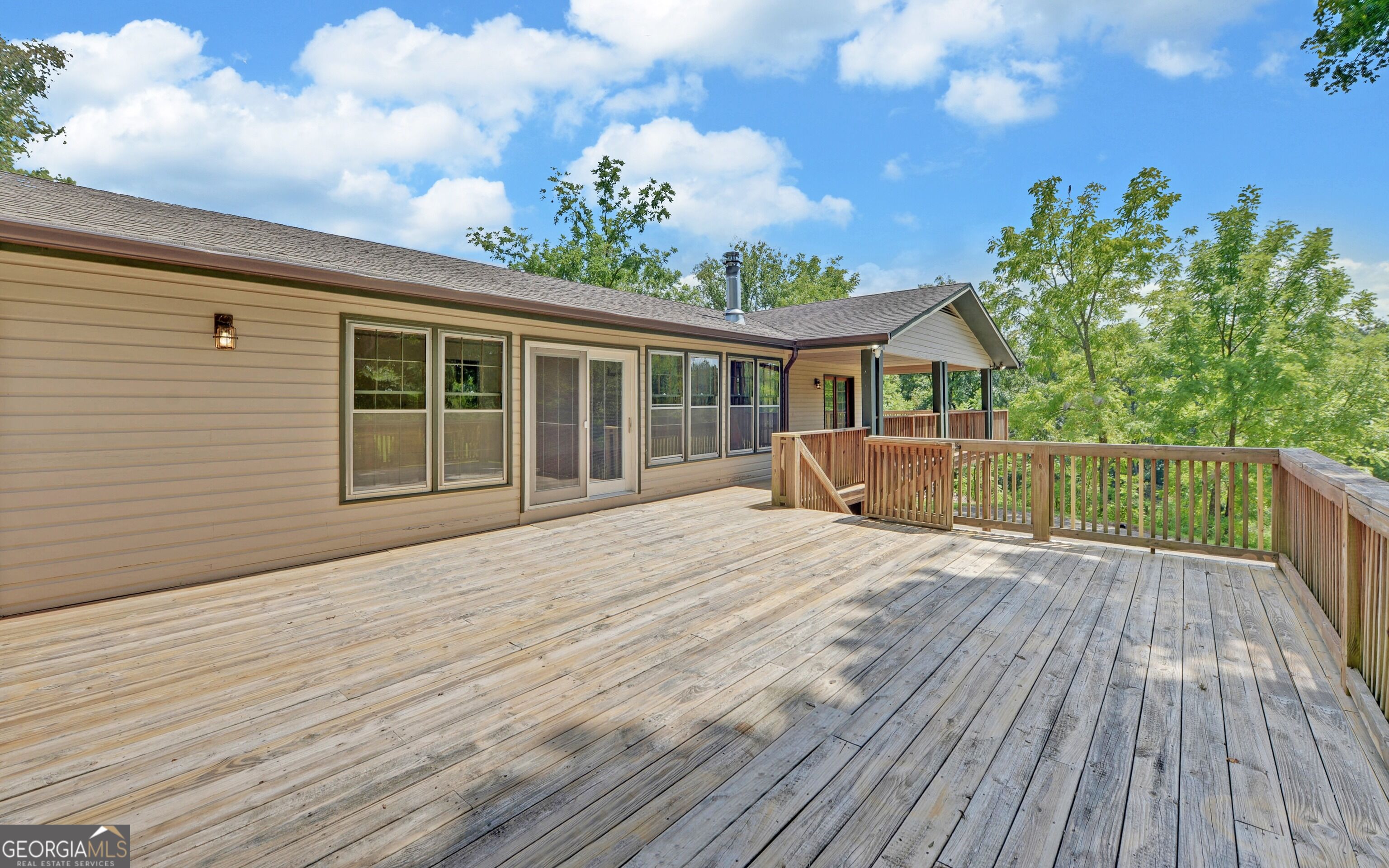 140 Tranquility Drive Property Photo 4