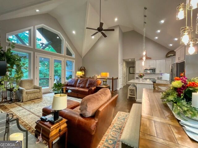 436 Bridge Road Property Photo 4