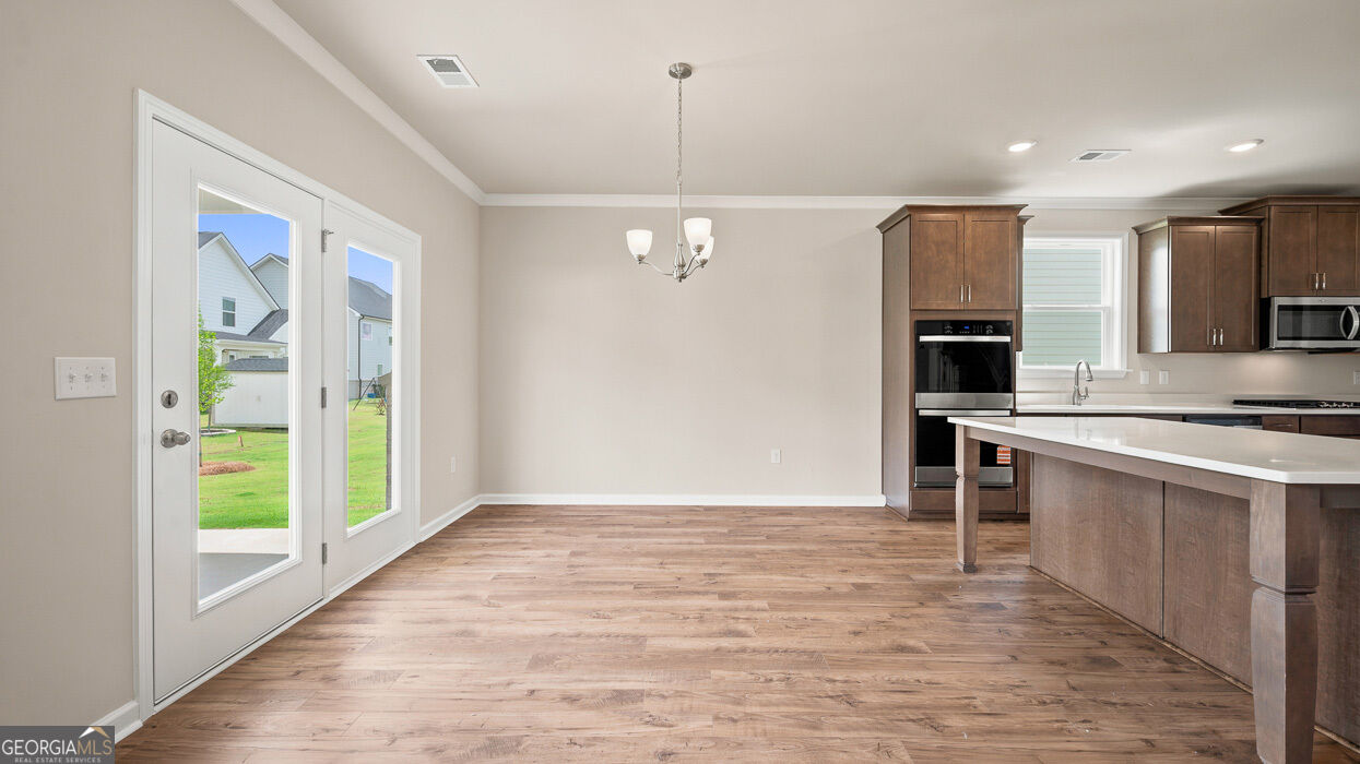 13274 Tolstoy Property Photo 10