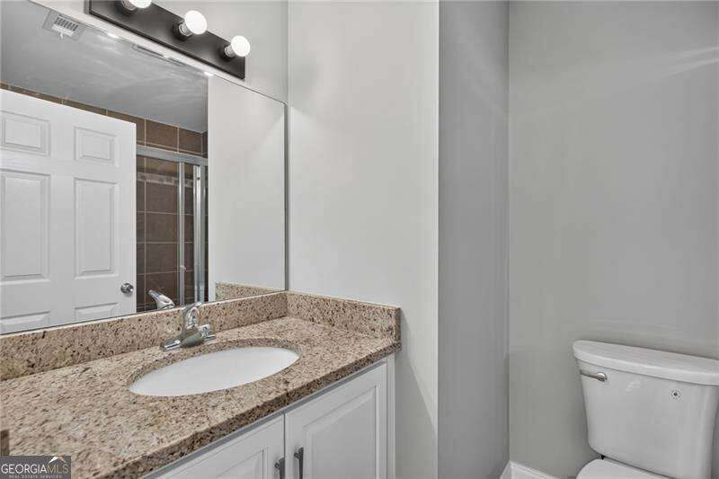 1 Villa Court Se Property Photo 15