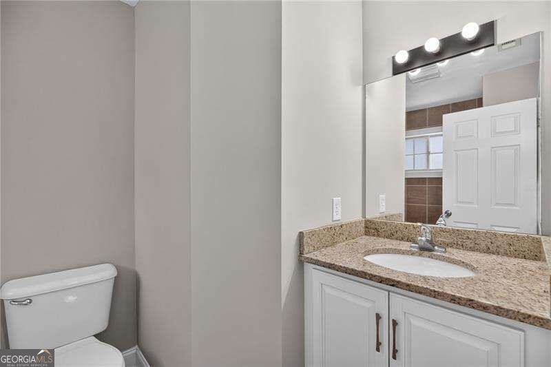 1 Villa Court Se Property Photo 22