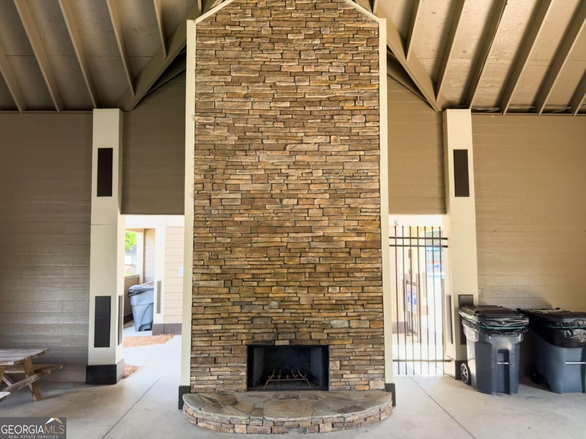 1595 Highland Oaks Way Property Photo 62