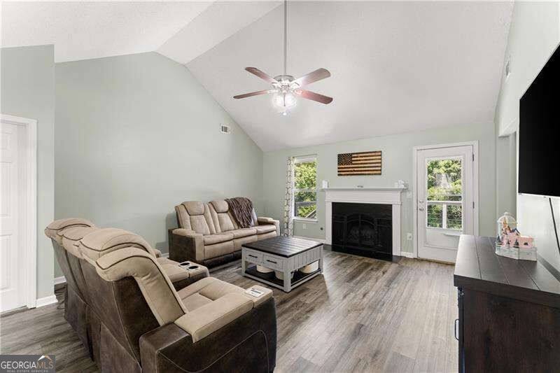 104 Legend Creek Drive Property Photo 9