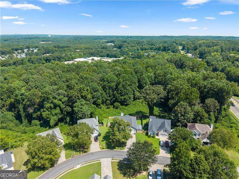 104 Legend Creek Drive Property Photo 45
