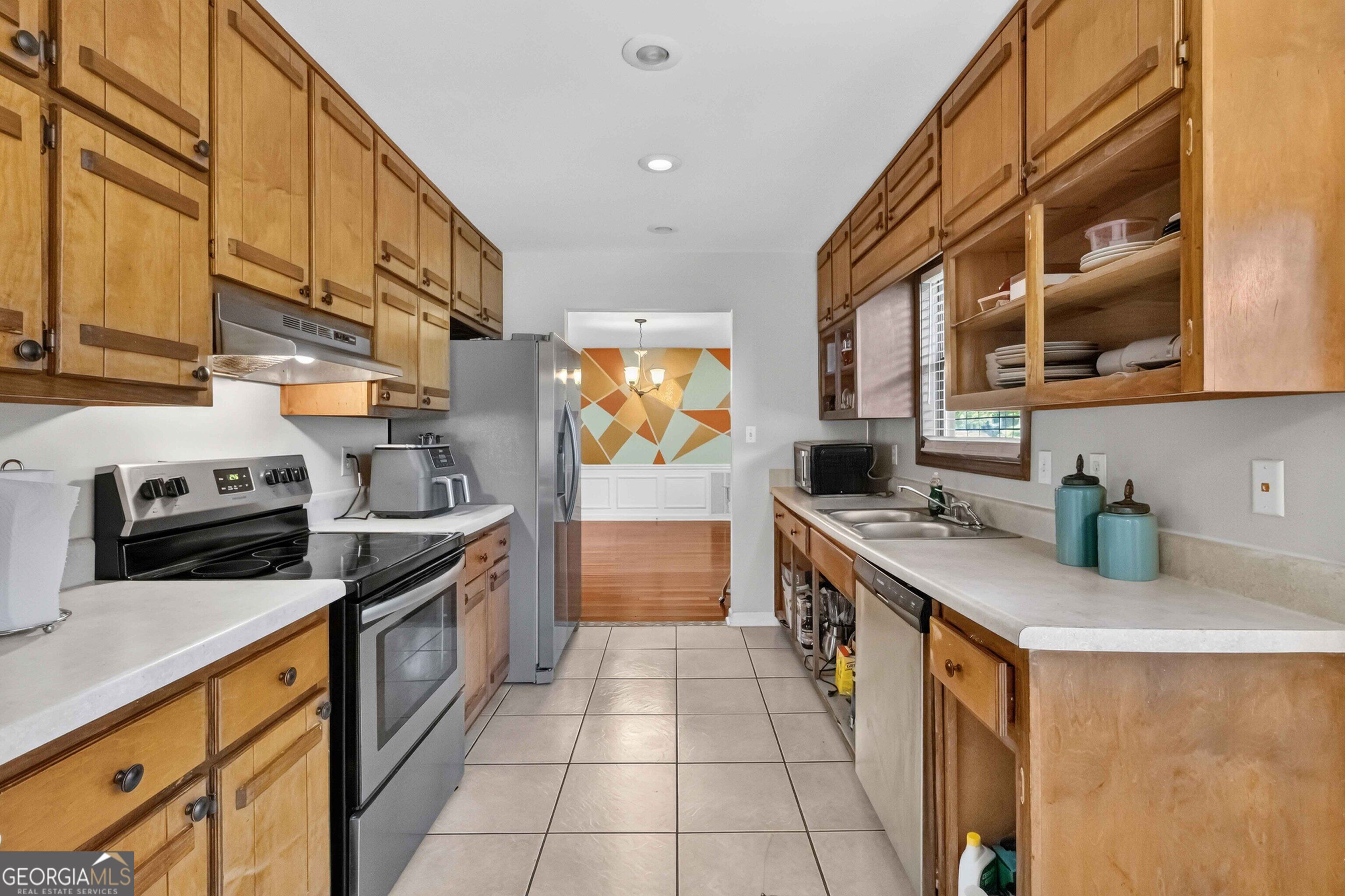 5080 Rex Road Property Photo 9
