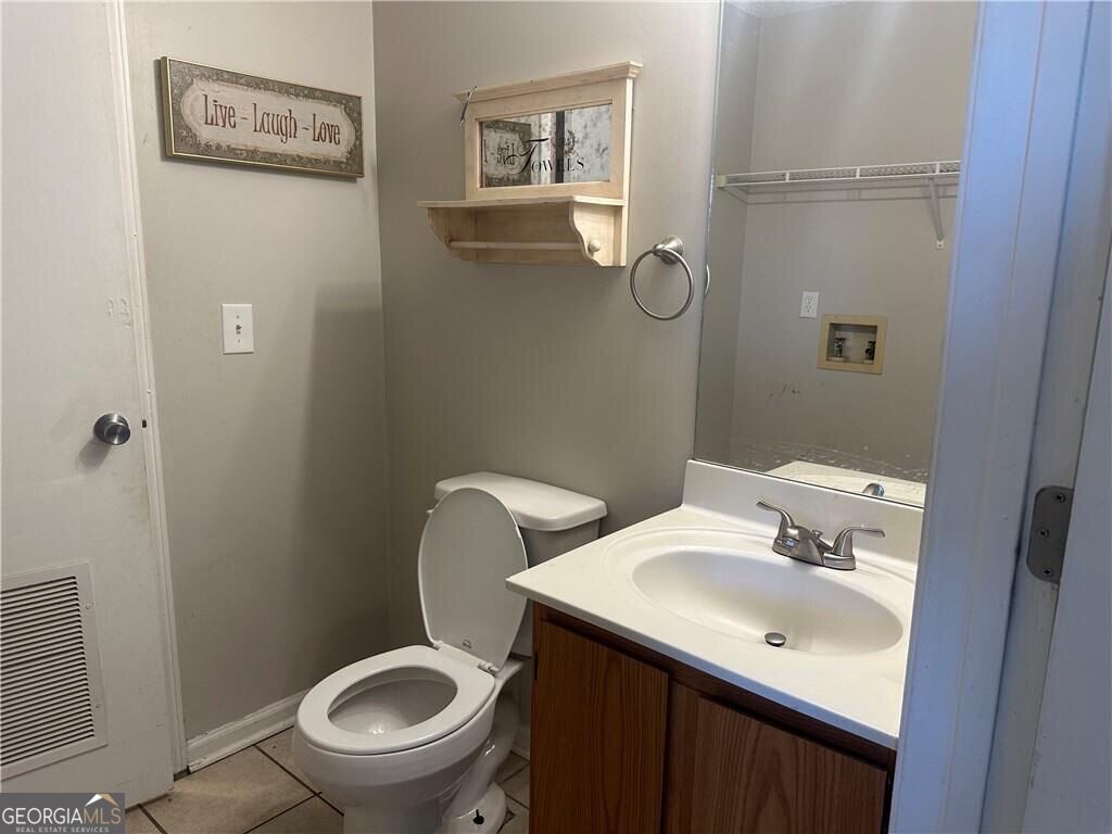 303 Iron Belt Court Property Photo 7