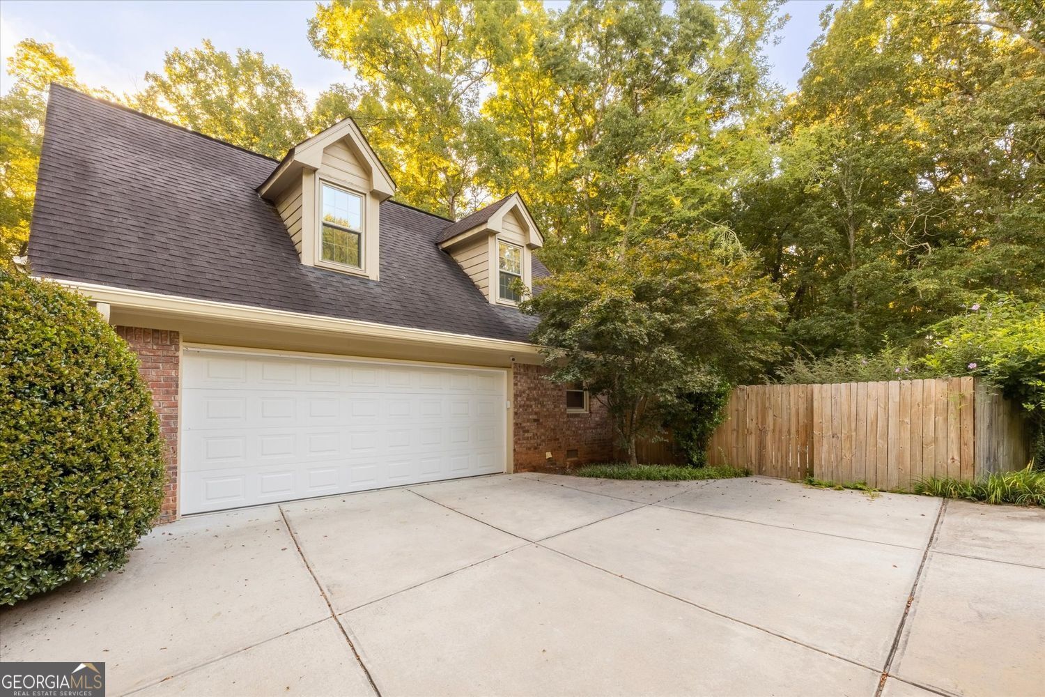 6088 Mill Stone Run Property Photo 6