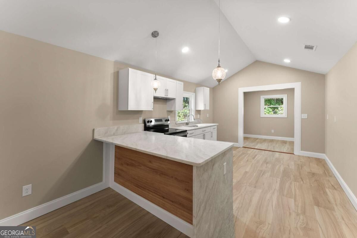2443 Old Cornelia Highway Property Photo 13