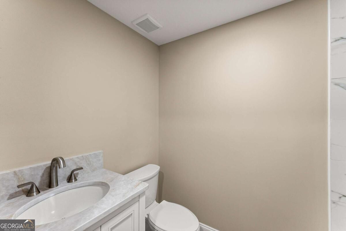 2443 Old Cornelia Highway Property Photo 31