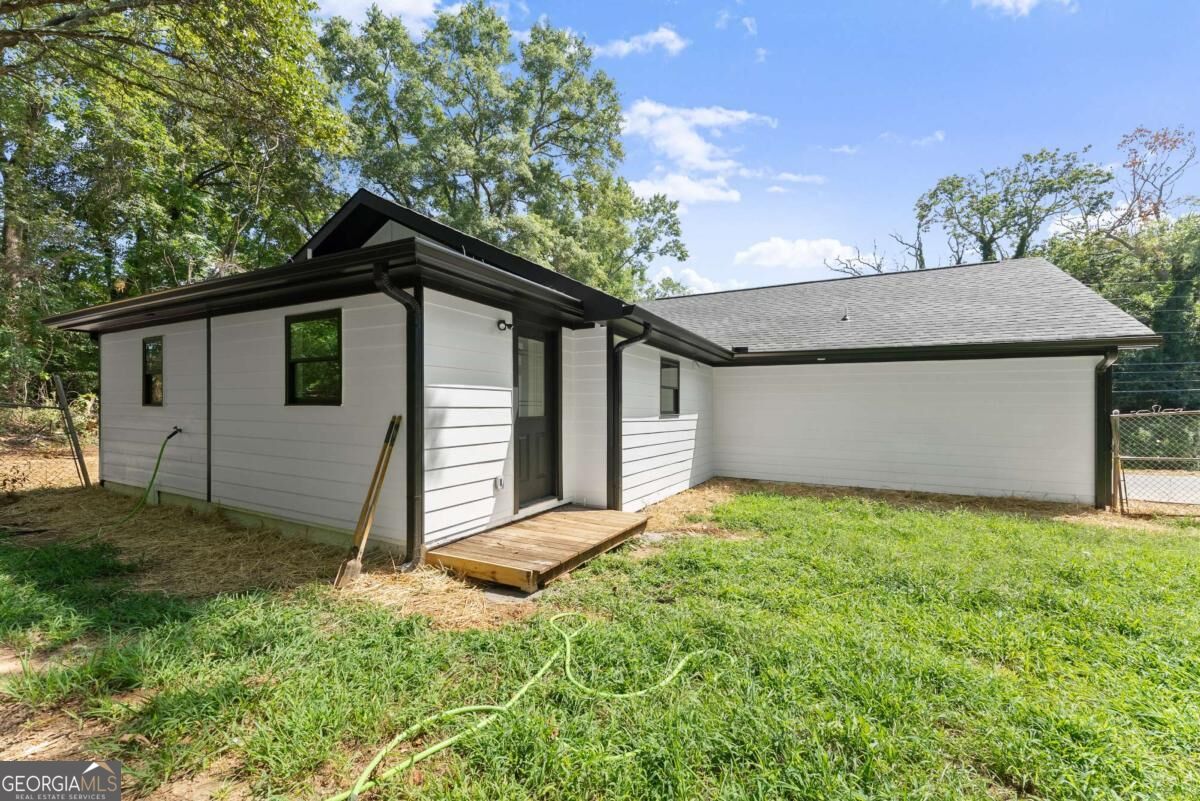 2443 Old Cornelia Highway Property Photo 37