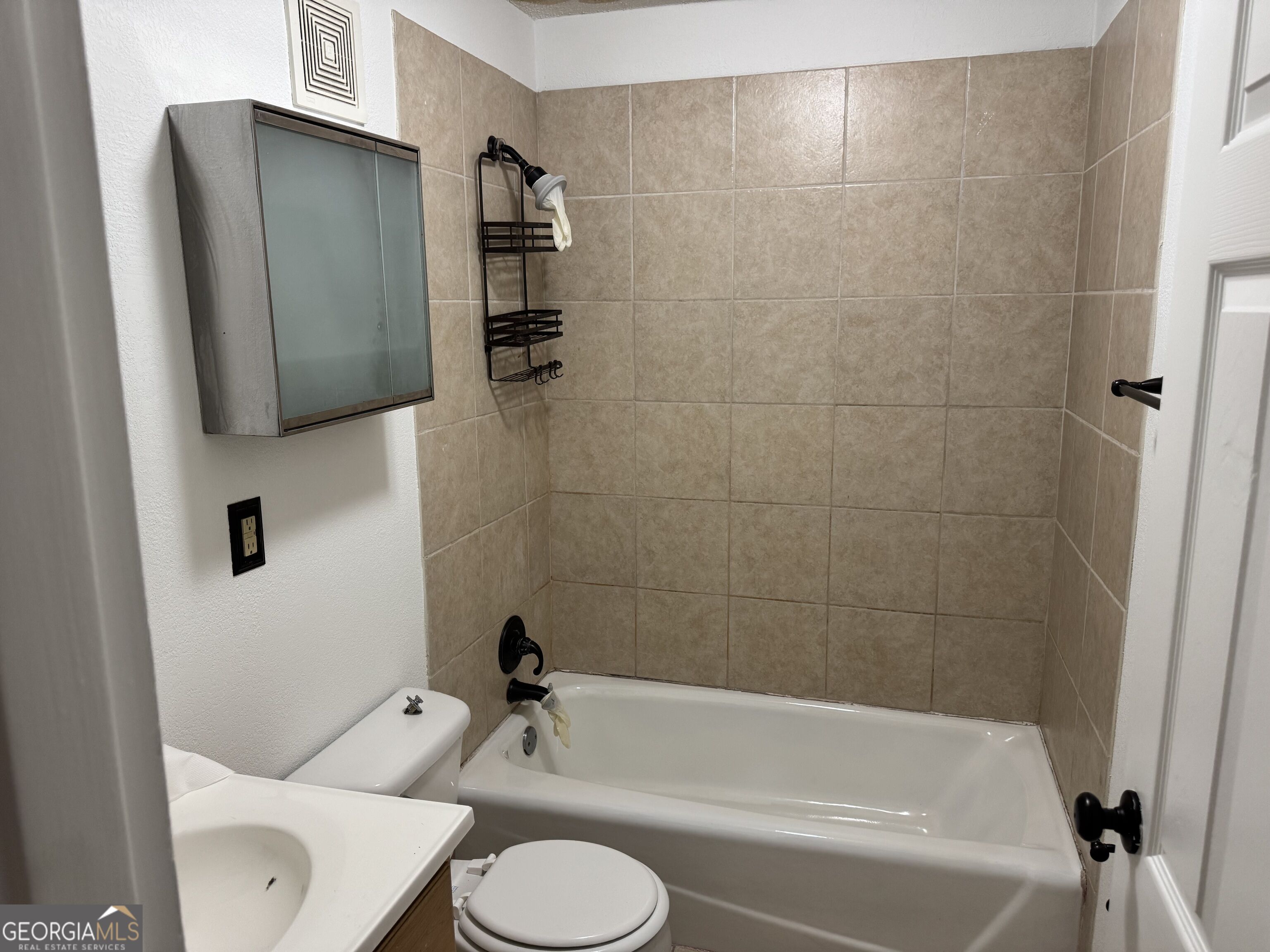250 Little Street # C107 Property Photo 8