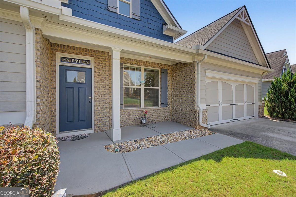 43 Stateley Oaks Drive Se Property Photo 5