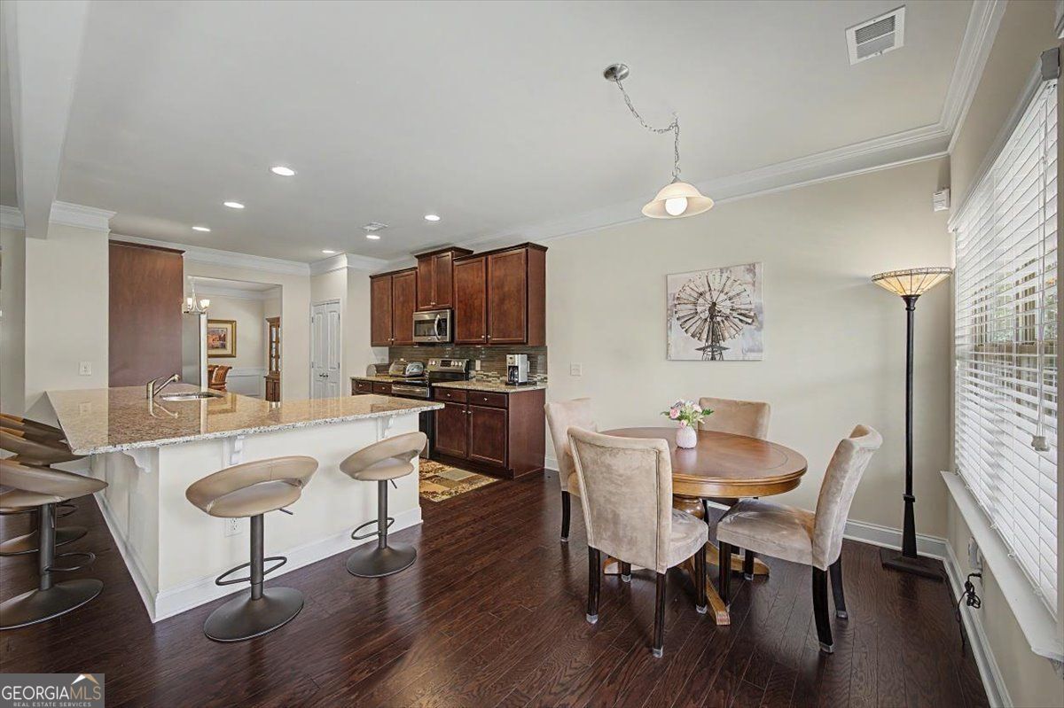 43 Stateley Oaks Drive Se Property Photo 14