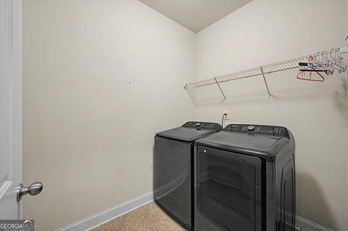 43 Stateley Oaks Drive Se Property Photo 34