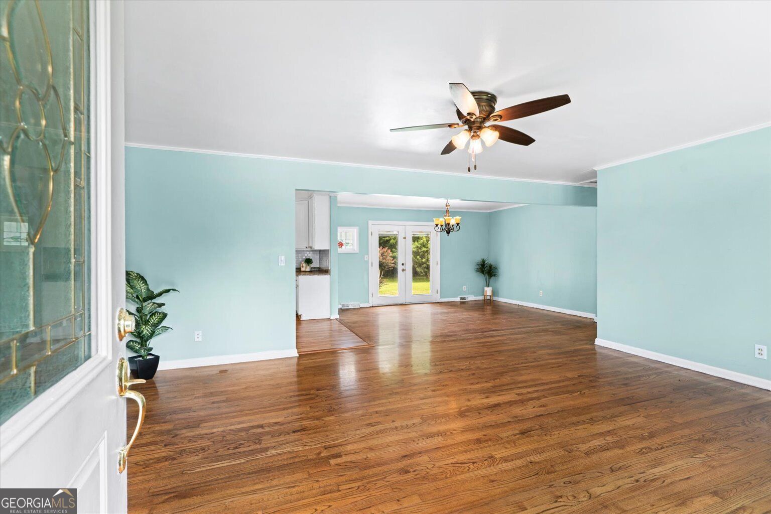 8 Cameo Drive Property Photo 6