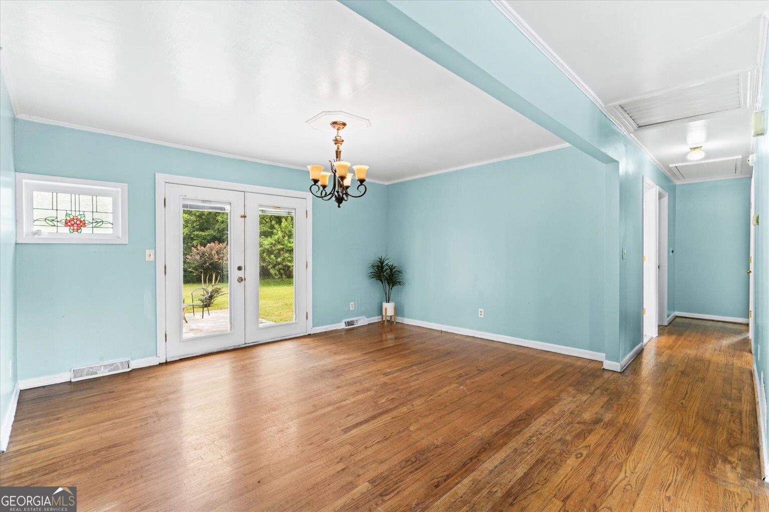 8 Cameo Drive Property Photo 10