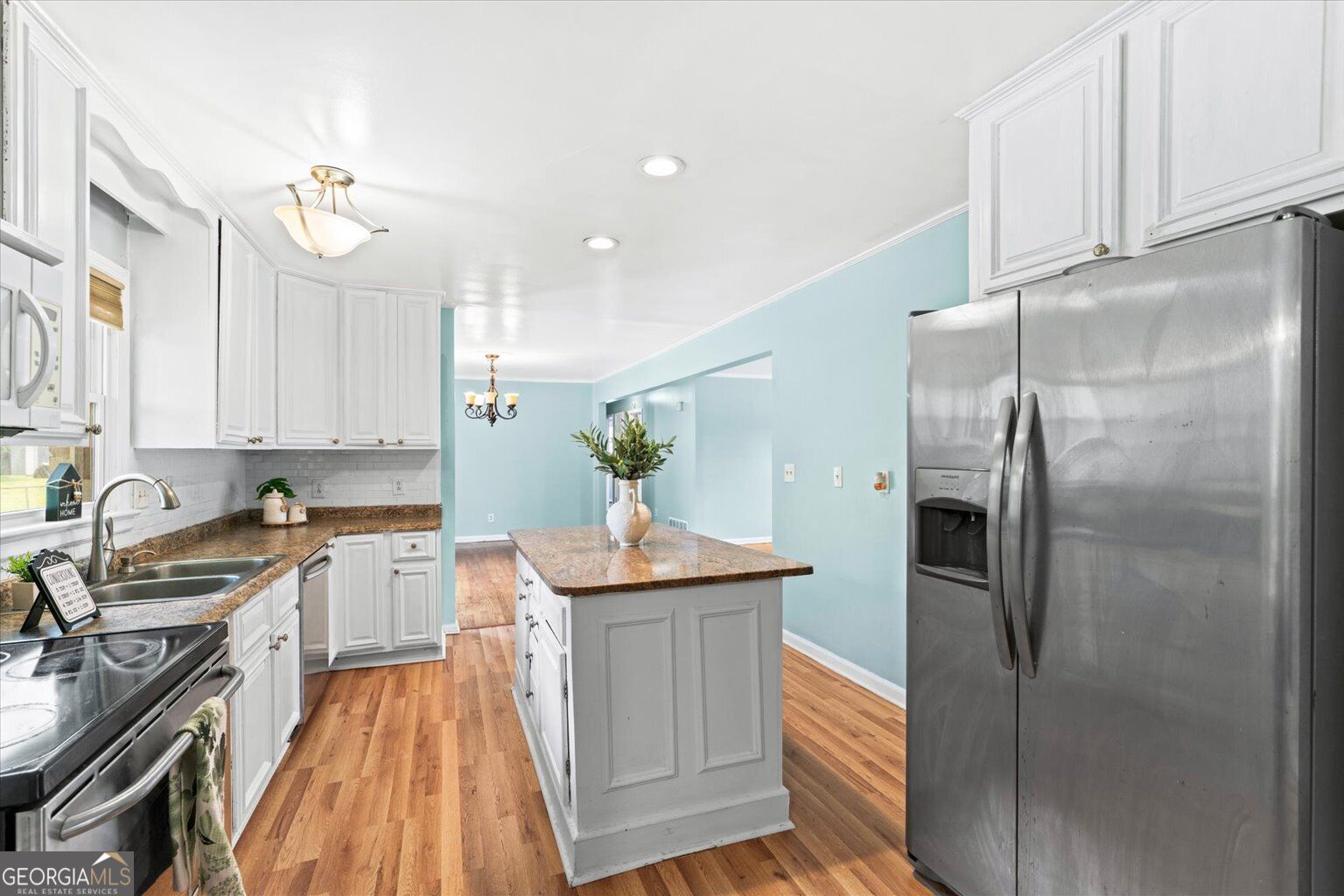 8 Cameo Drive Property Photo 17