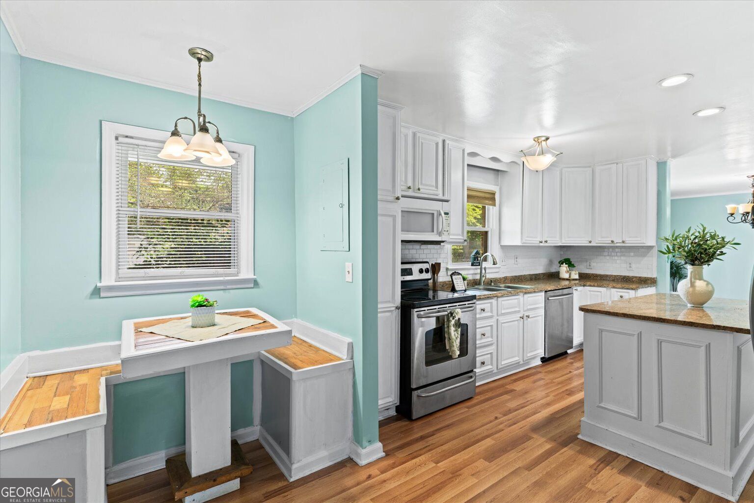 8 Cameo Drive Property Photo 20