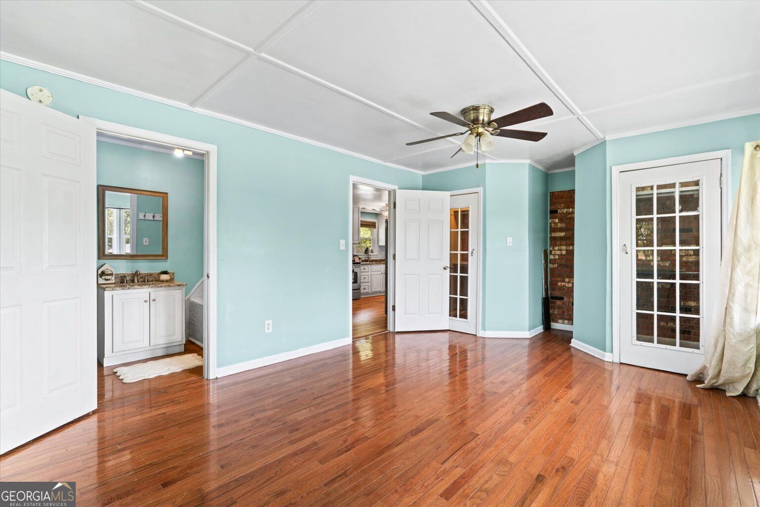 8 Cameo Drive Property Photo 23