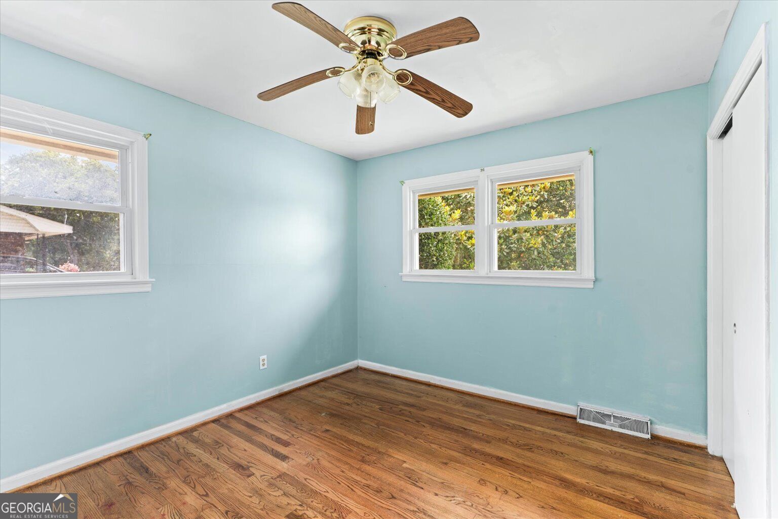 8 Cameo Drive Property Photo 35