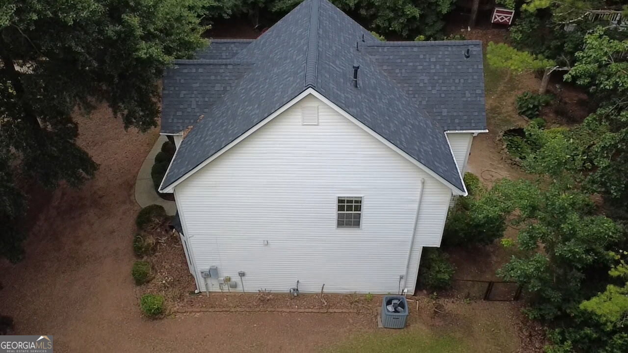 209 Avalon Way Property Photo 11