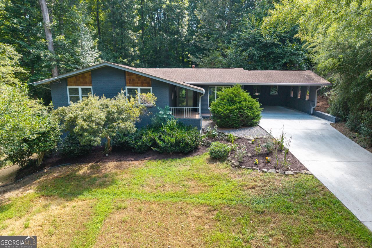 2245 Winding Woods Drive Property Photo 1