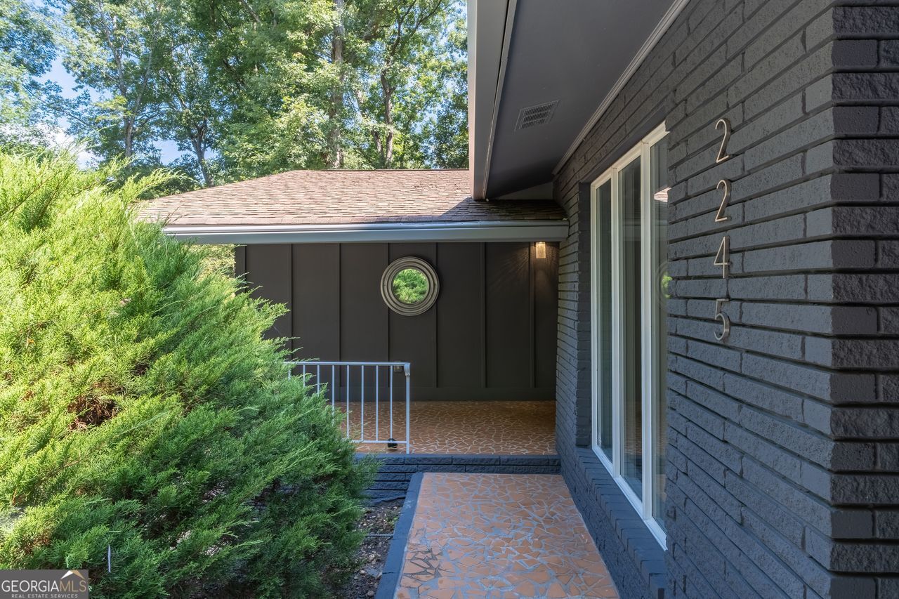 2245 Winding Woods Drive Property Photo 3