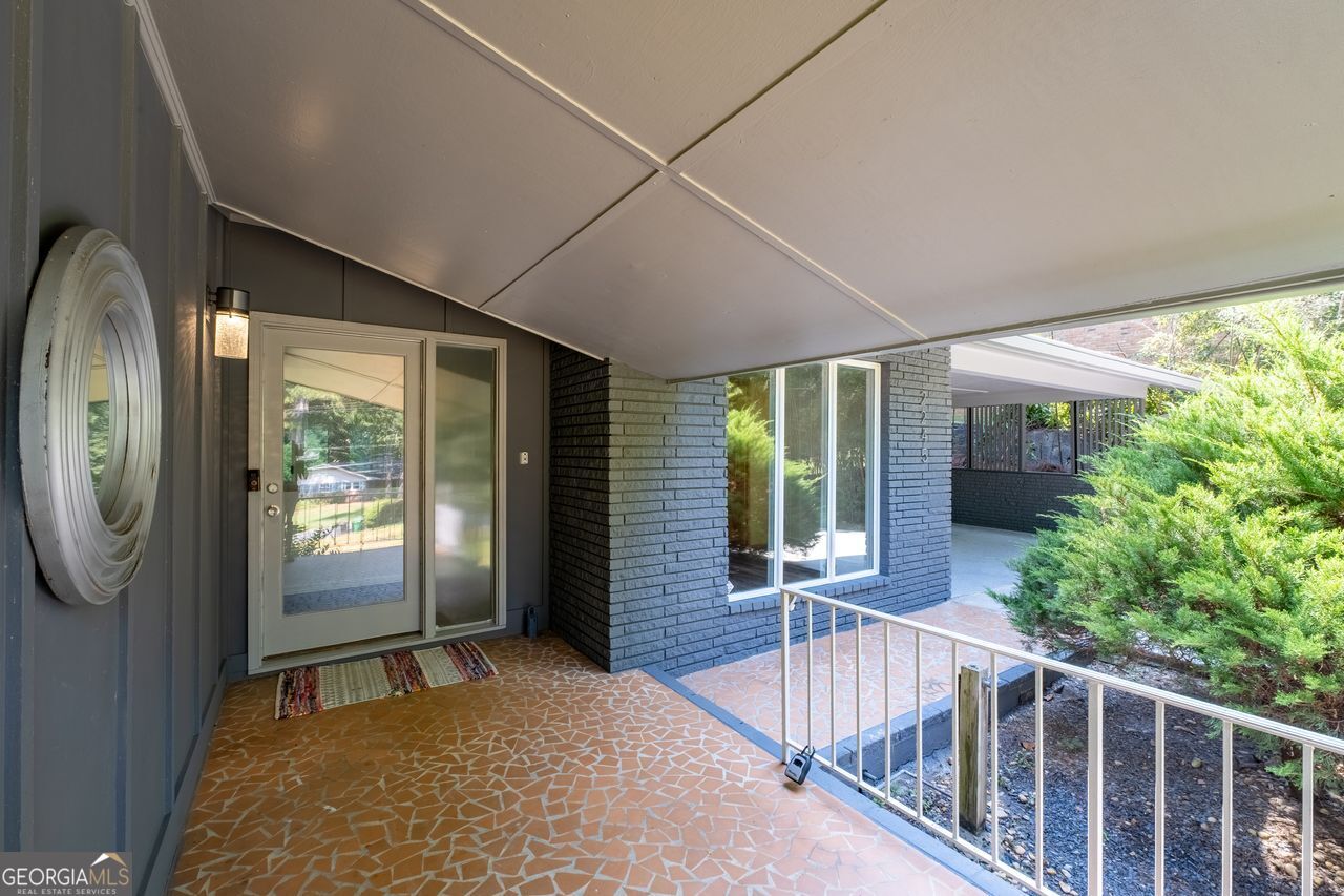 2245 Winding Woods Drive Property Photo 4