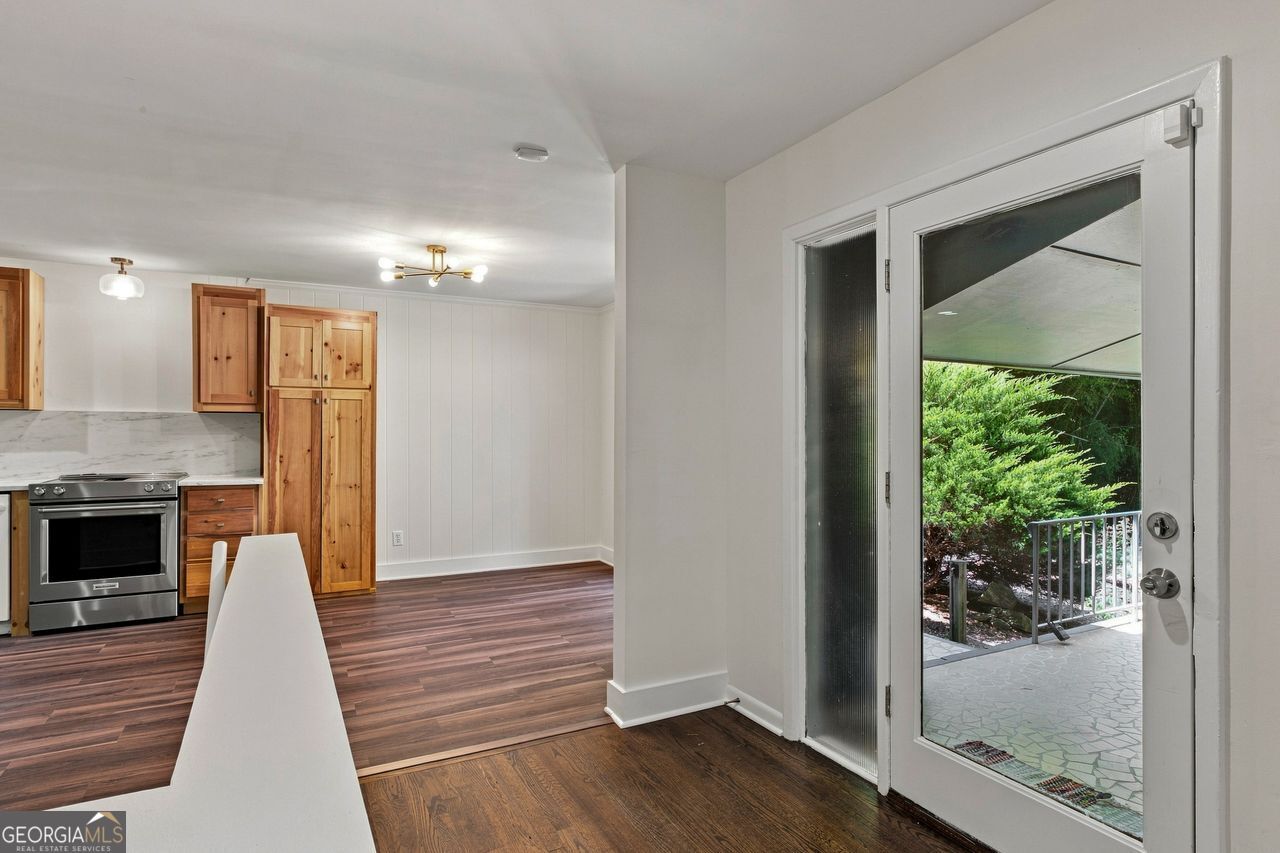 2245 Winding Woods Drive Property Photo 7