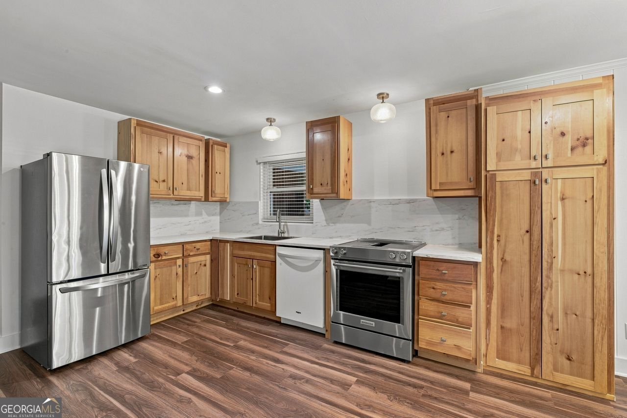 2245 Winding Woods Drive Property Photo 10