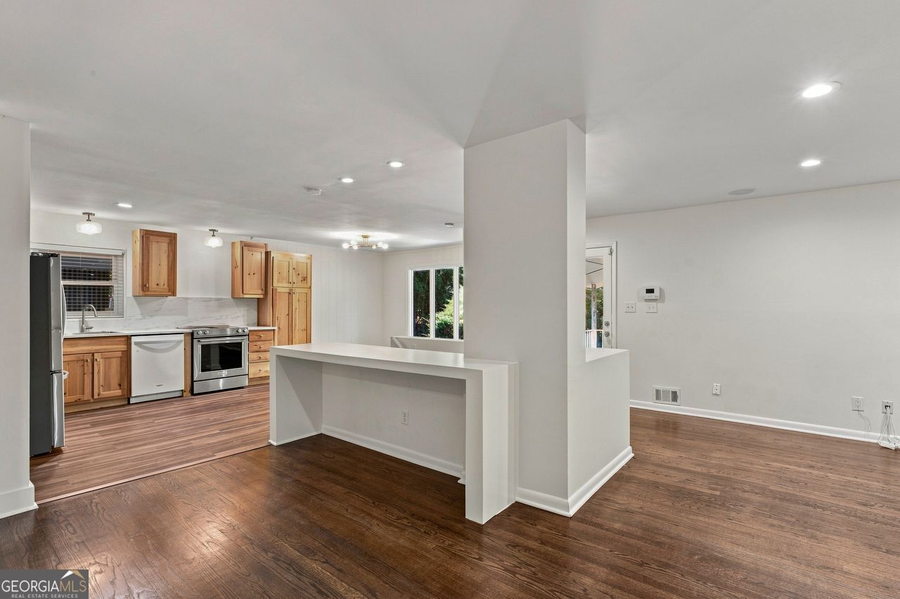 2245 Winding Woods Drive Property Photo 13