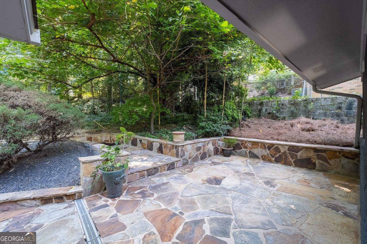 2245 Winding Woods Drive Property Photo 36