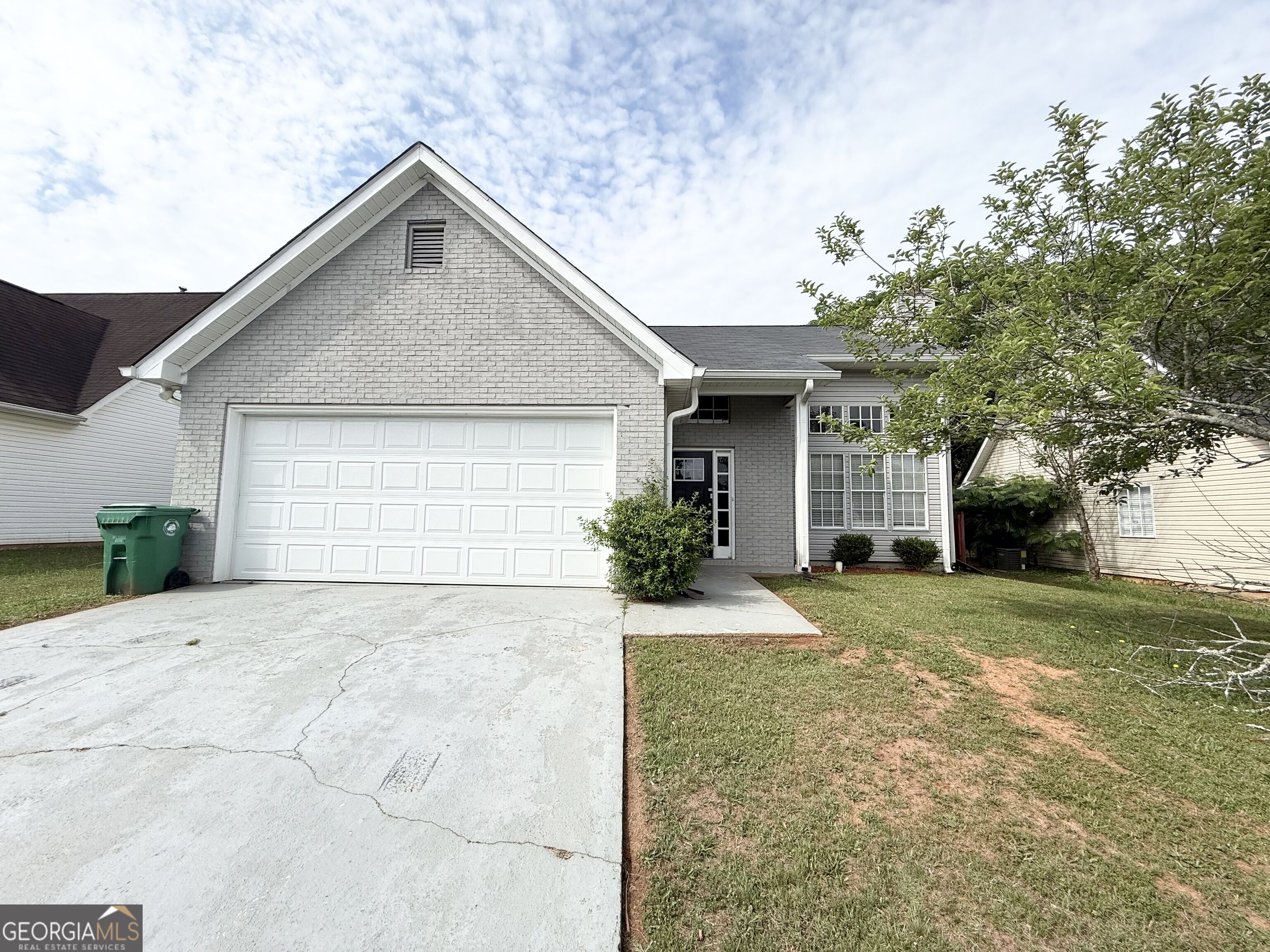 6249 Phillips Lake Way Property Photo 2