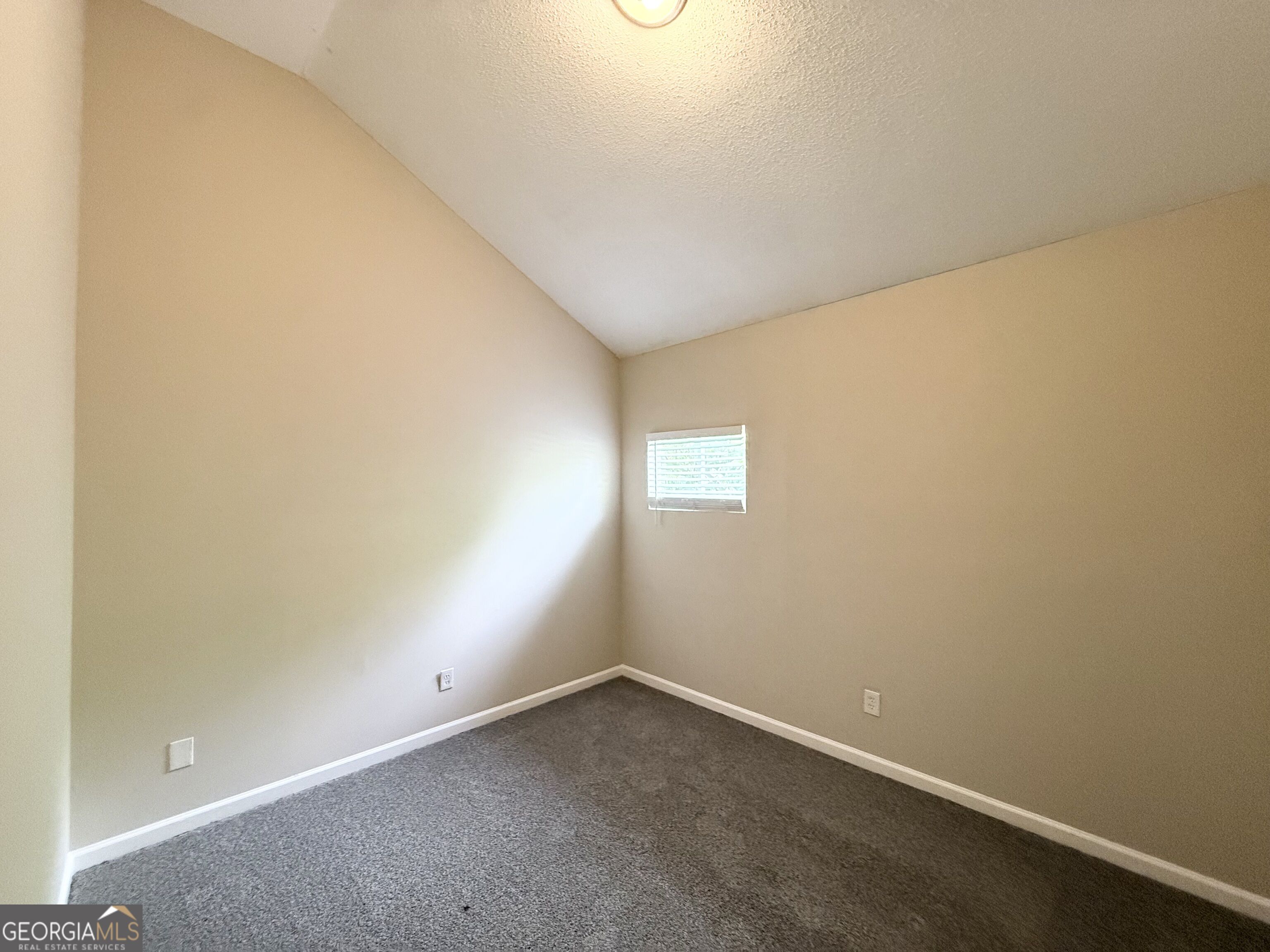 6249 Phillips Lake Way Property Photo 8