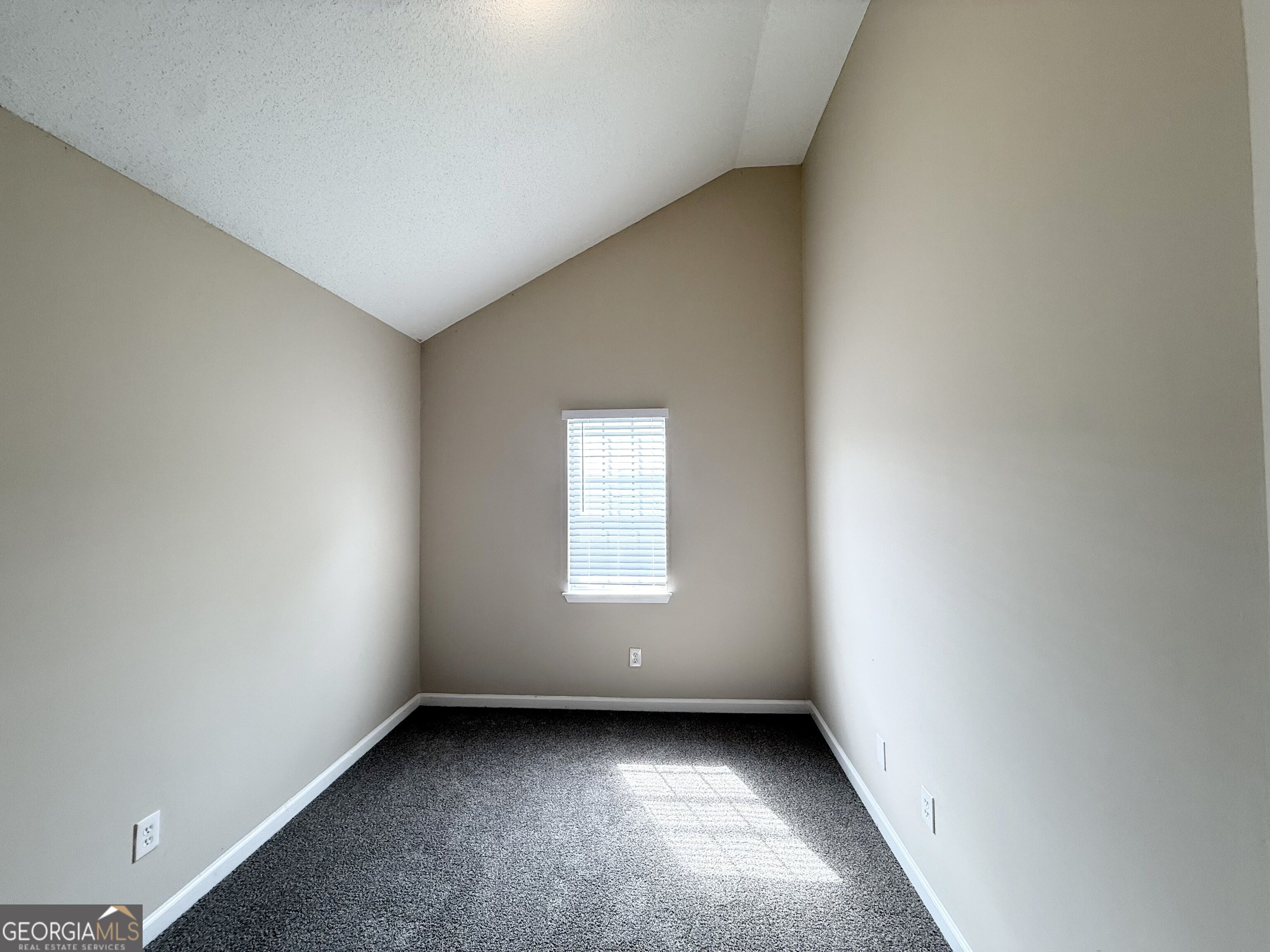 6249 Phillips Lake Way Property Photo 9